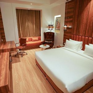 Executive King Suite Non-Smoking